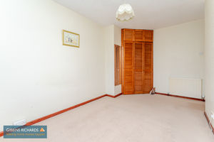 Bedroom- click for photo gallery